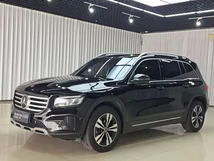 MERCEDES-BENZ GLB 2025