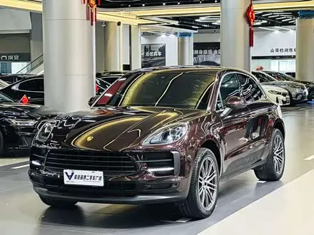 PORSCHE MACAN 2018
