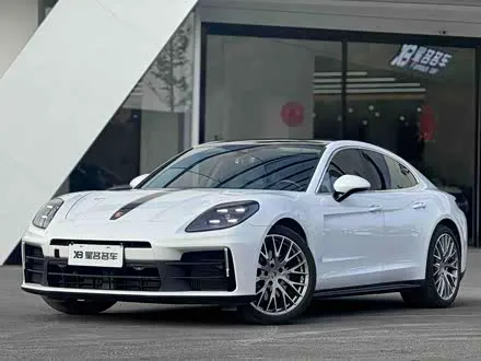 PORSCHE PANAMERA 2024