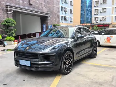 PORSCHE MACAN 2023