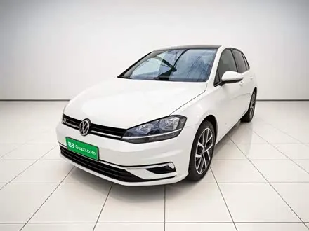 VOLKSWAGEN GOLF 2020