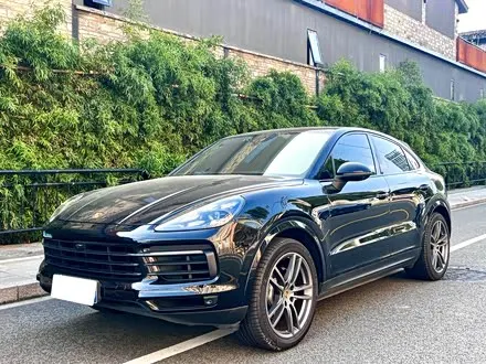 PORSCHE CAYENNE 2022