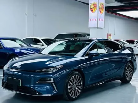 GEELY GALAXY 8 2025