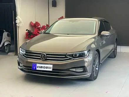 VOLKSWAGEN MAGOTAN 2020