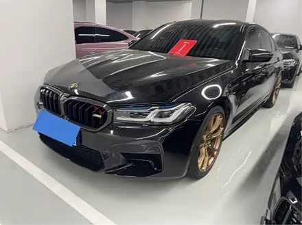 BMW M5