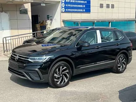 VOLKSWAGEN TIGUAN L 2025