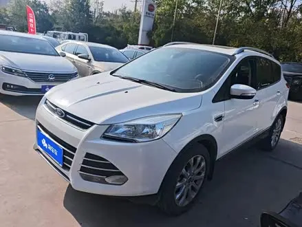 FORD KUGA 2015