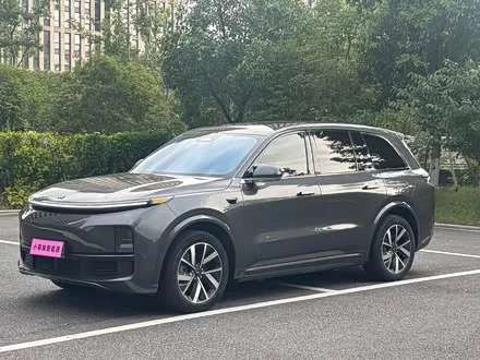 LI AUTO L8 — из Китая под ключ