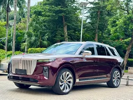 HONGQI E-HS9 2021