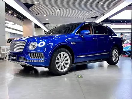 BENTLEY BENTAYGA 2017