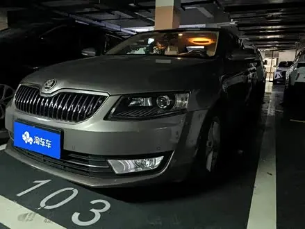 SKODA OCTAVIA 2015
