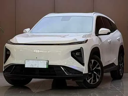 GEELY GALAXY L7 2025