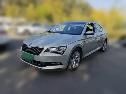 SKODA SUPERB 2016