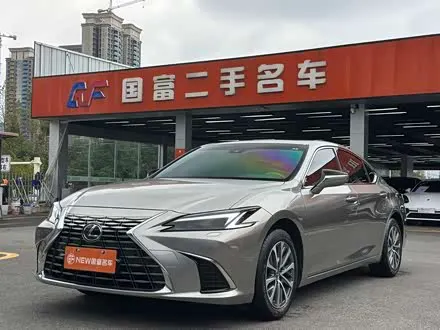 LEXUS ES — из Кореи под ключ