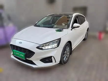 FORD FOCUS 2021