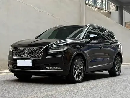 LINCOLN NAUTILUS 2021