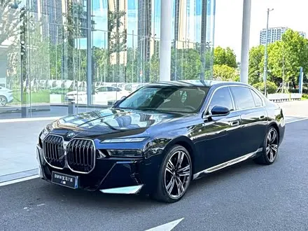 BMW 7 SERIES — из Китая под ключ