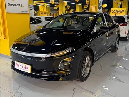 HONGQI E-QM5 2025