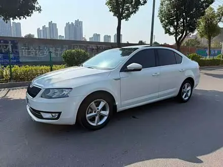 SKODA OCTAVIA 2015