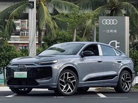 AUDI Q6L SPORTBACK E-TRON 2026