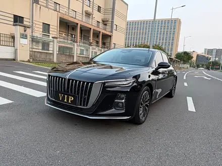 HONGQI H5 — из Китая под ключ