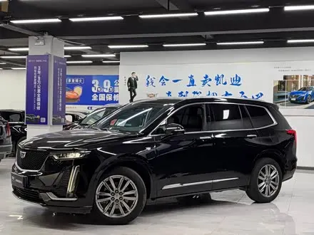 CADILLAC XT6 2022