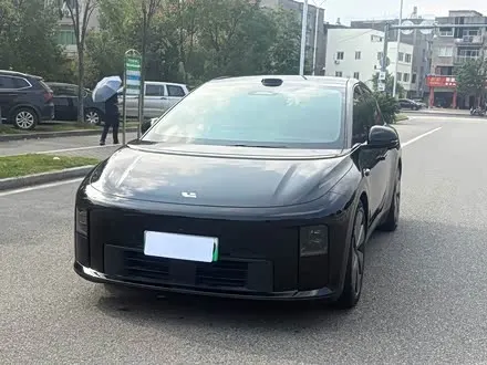 LI AUTO I6 — из Китая под ключ