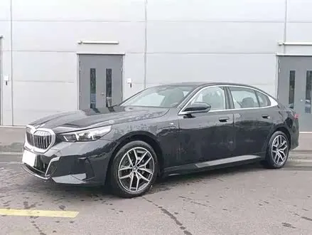 BMW I5 — из Китая под ключ