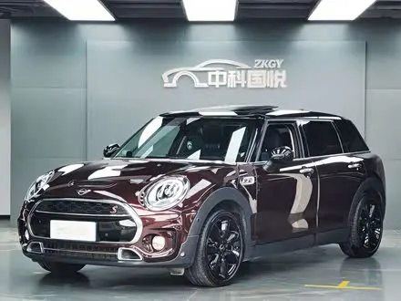 MINI CLUBMAN 2016