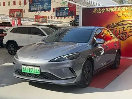 BYD SEAL 05 DM-I 2025
