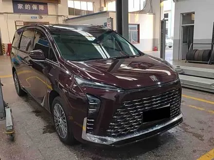 BUICK GL8 — из Китая под ключ