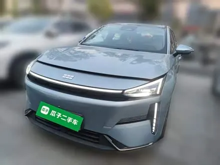 GEELY GALAXY L6 2025