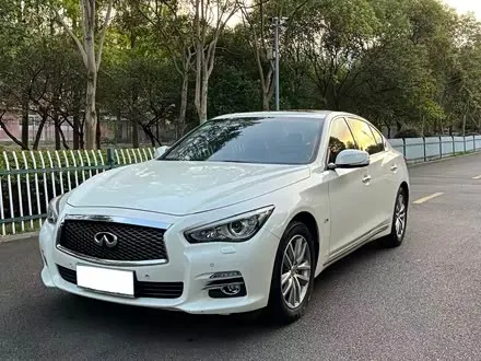 INFINITI Q50L 2015