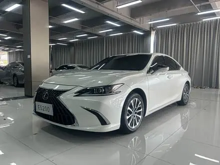 LEXUS ES — из Китая под ключ