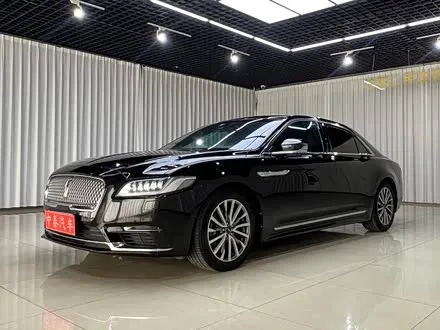 LINCOLN CONTINENTAL 2017