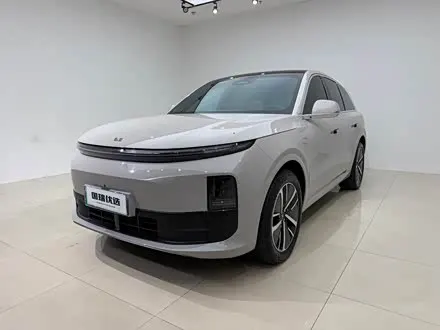LI AUTO L6 2024