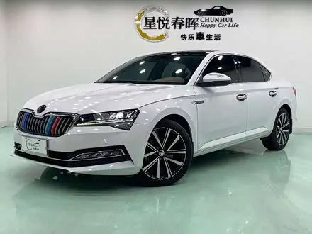 SKODA SUPERB 2023