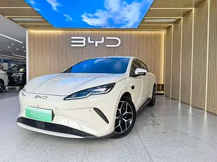 BYD SEAL 06 2025