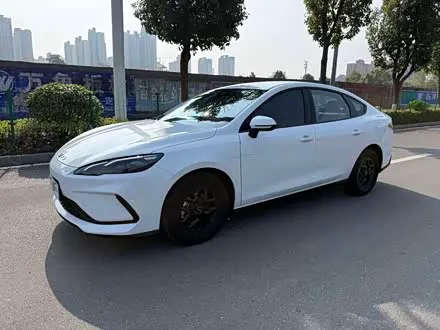 BYD SEAL 05 DM-I 2025
