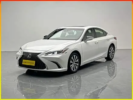 LEXUS ES — из Китая под ключ