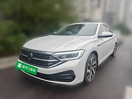 VOLKSWAGEN SAGITAR — из Кореи под ключ