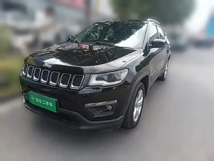 JEEP COMPASS 2017 — 98 800 км, Китай — под ключ — фото 1