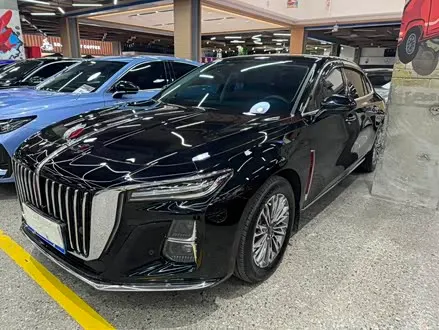 HONGQI H5 — из Китая под ключ