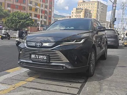 TOYOTA HARRIER — из Китая под ключ
