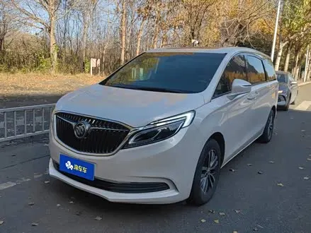 BUICK GL8 2017