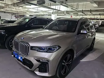 BMW X7 — из Китая под ключ
