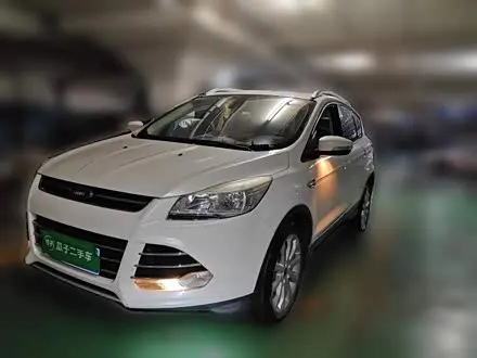 FORD KUGA 2015