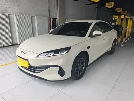 BYD SEAL 06 2025