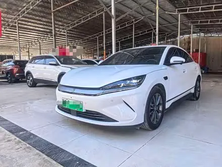 BYD QIN L 2025
