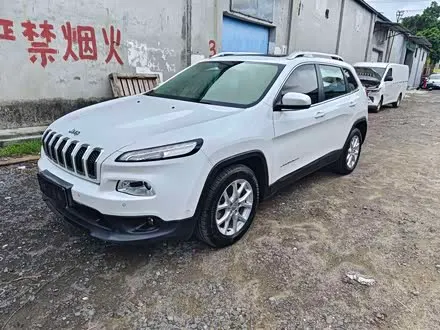 JEEP CHEROKEE 2016 — из Китая под ключ